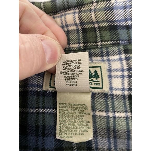 L.L. Bean Men's XL Tall Plaid Flannel Shirt Green Blue Cotton Button Front - Picture 4 of 8
